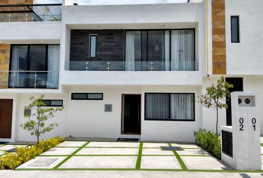 ZIBATA – CASA ROBLE – QUERETARO